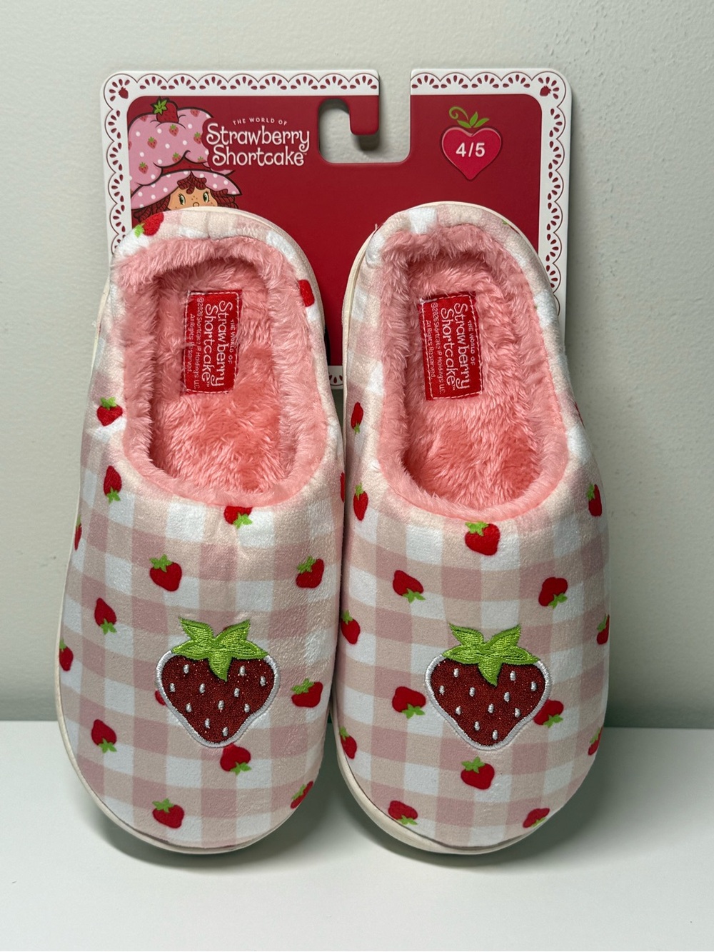 Strawberry Shortcake Kids Fuzzy Slippers Pink Plaid Size 4/5